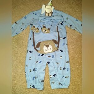 Carter's 4 piece doggie play set. 3M